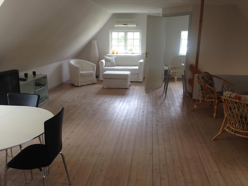 Hostal Rane Ladegaard Ebeltoft Exterior foto